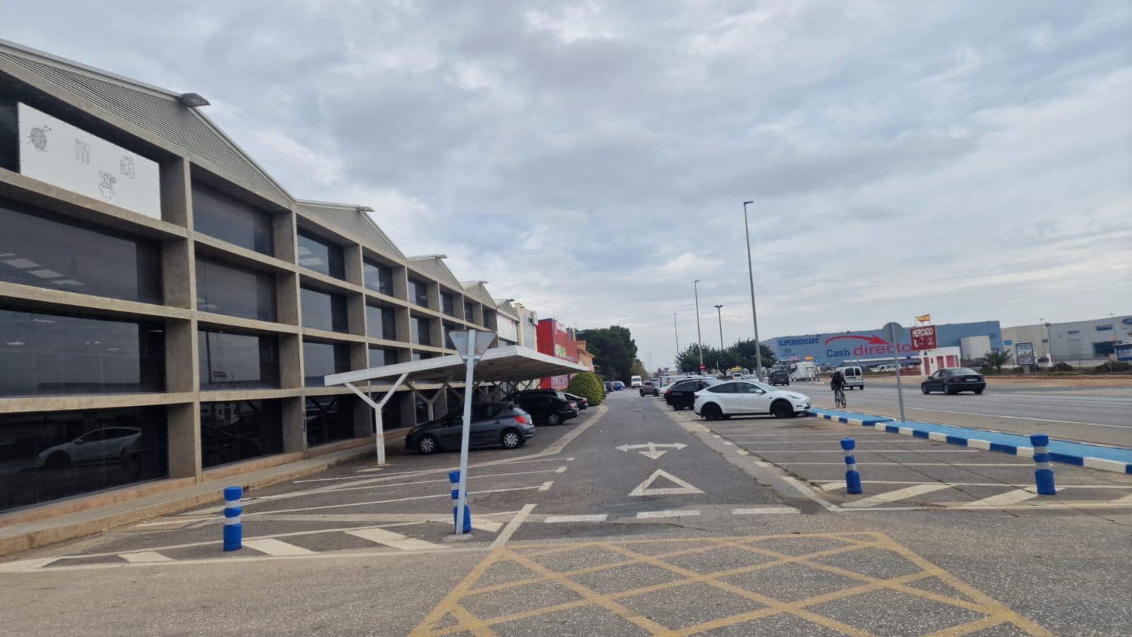 Commercial for sale in San Javier with garage - € 2,116,000 (Ref: 9450755)