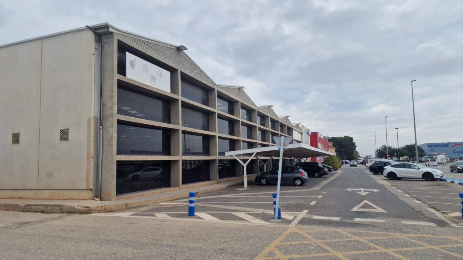 Commercial for sale in San Javier with garage - € 2,116,000 (Ref: 9450755)