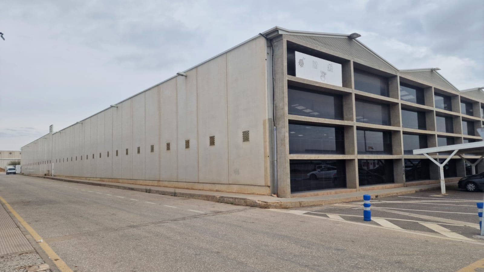 Commercial for sale in San Javier with garage - € 2,116,000 (Ref: 9450755)