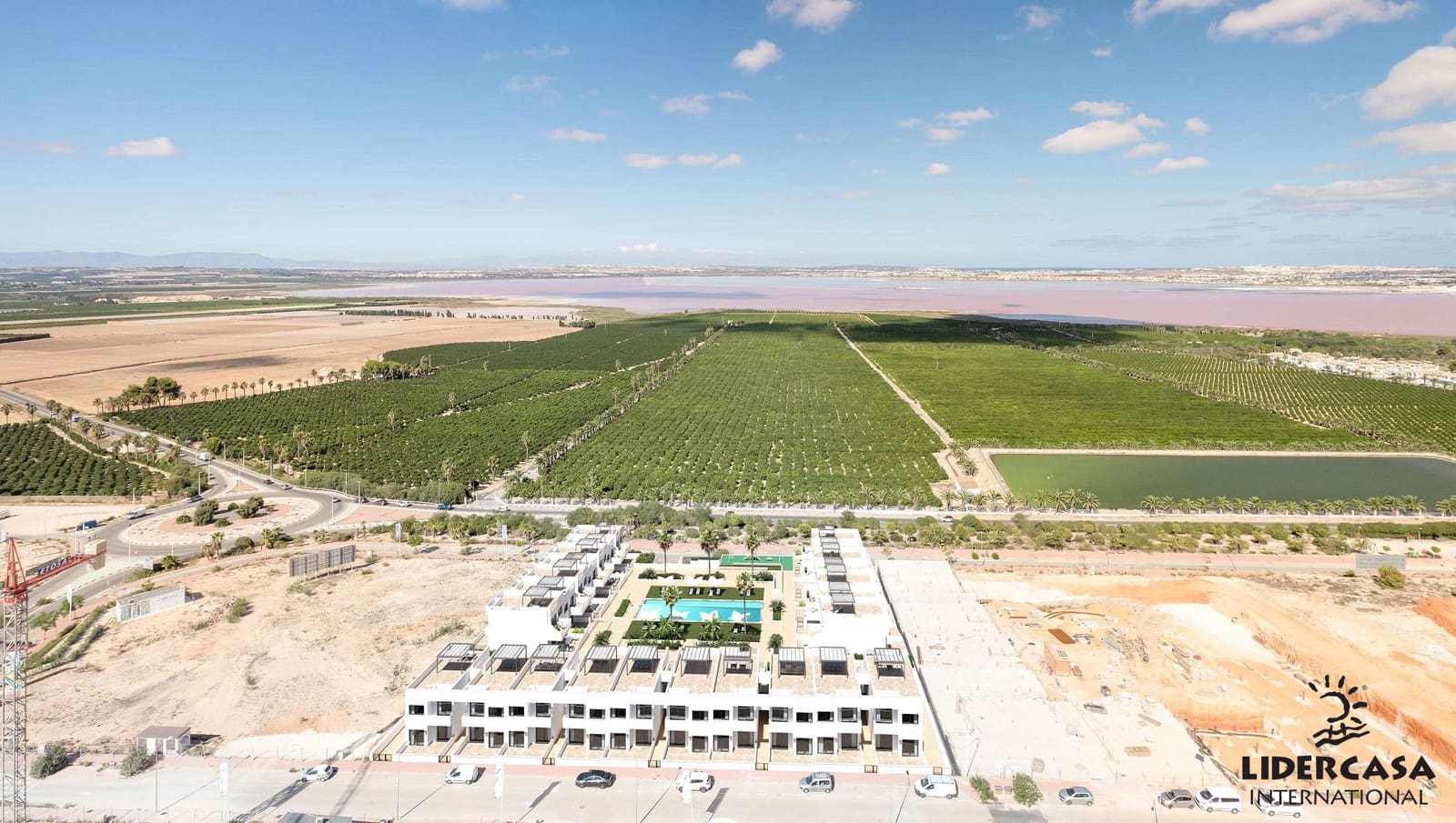 2 soveværelse Lejlighed til salg i Torrevieja med swimmingpool garage - € 264.000 (Ref: 9450758)