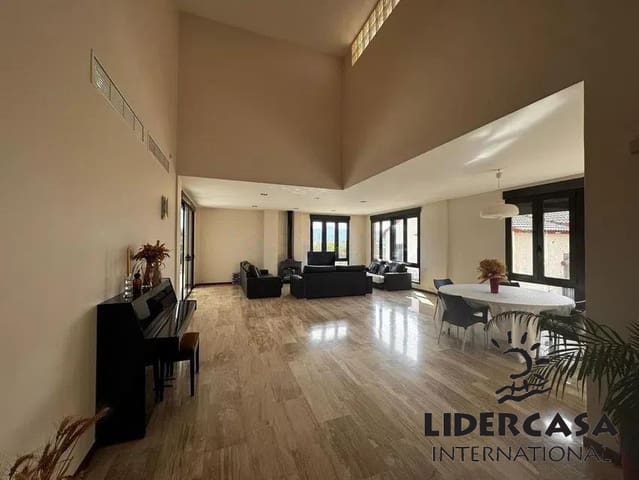 5 soveværelse Villa til salg i Casillas, Murcia by med swimmingpool garage - € 790.000 (Ref: 9450760)