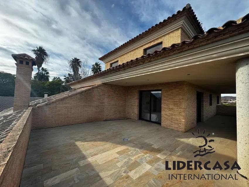 5 quarto Moradia para venda em Casillas com piscina garagem - 790 000 € (Ref: 9450760)