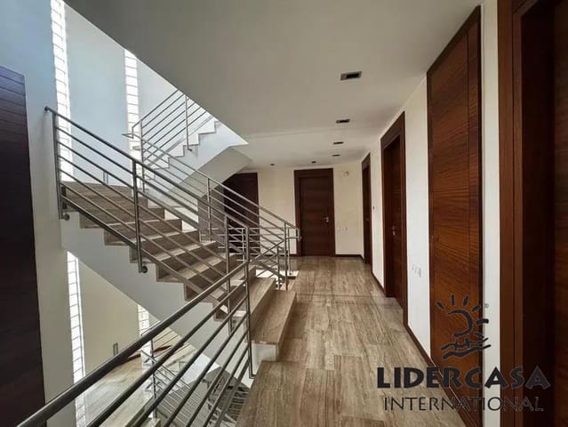 5 soveværelse Villa til salg i Casillas, Murcia by med swimmingpool garage - € 790.000 (Ref: 9450760)