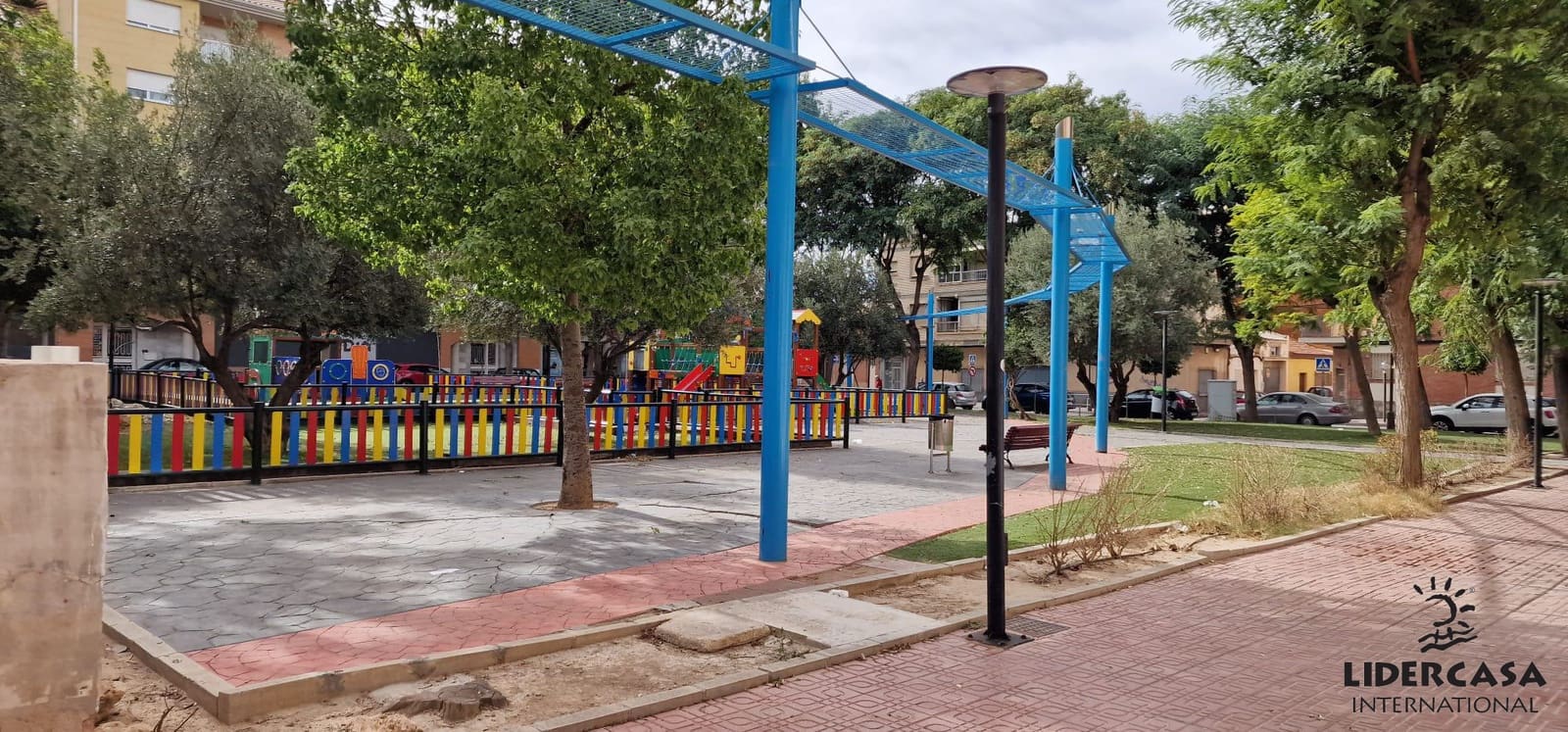 Commercieel te koop in Alcantarilla - € 89.950 (Ref: 9450763)