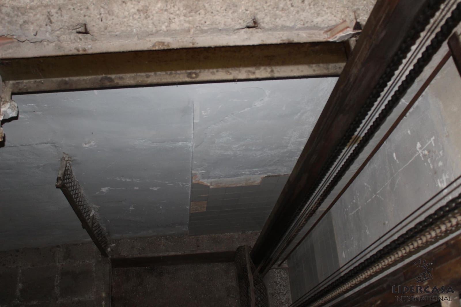 Kommersiell till salu i Murcia stad med garage - 400 000 € (Ref: 9450764)