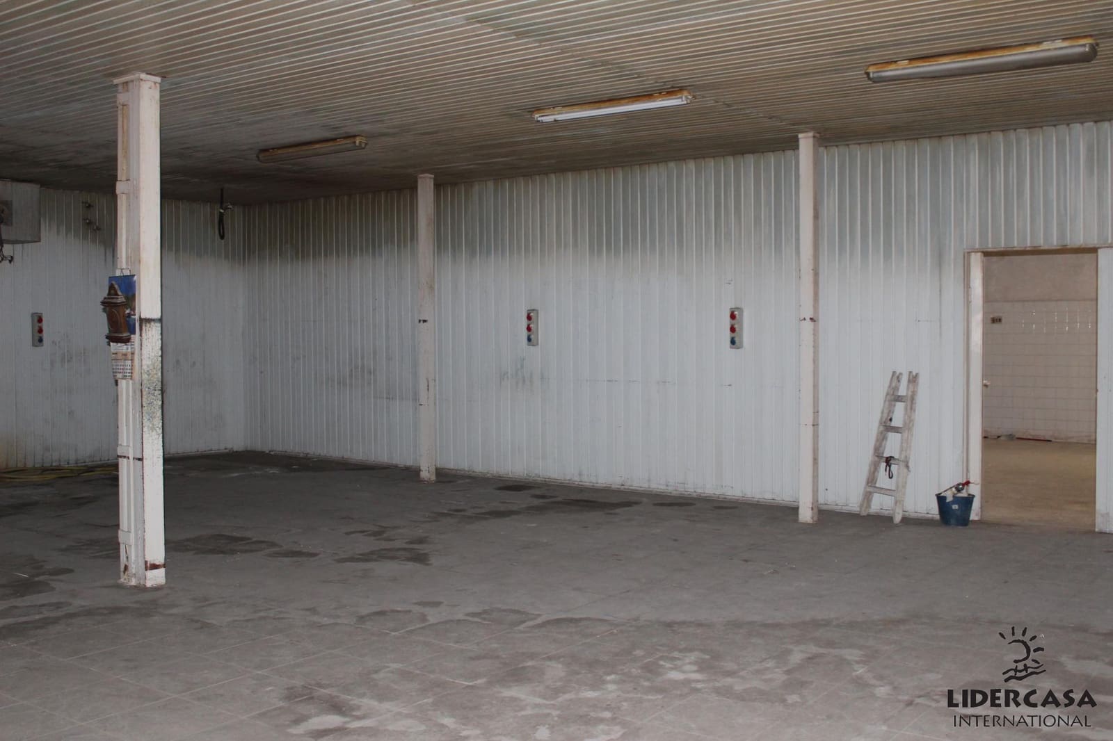 Kommersiell till salu i Murcia stad med garage - 400 000 € (Ref: 9450764)