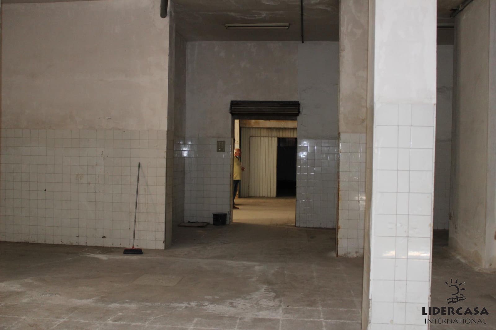 Kommersiell till salu i Murcia stad med garage - 400 000 € (Ref: 9450764)