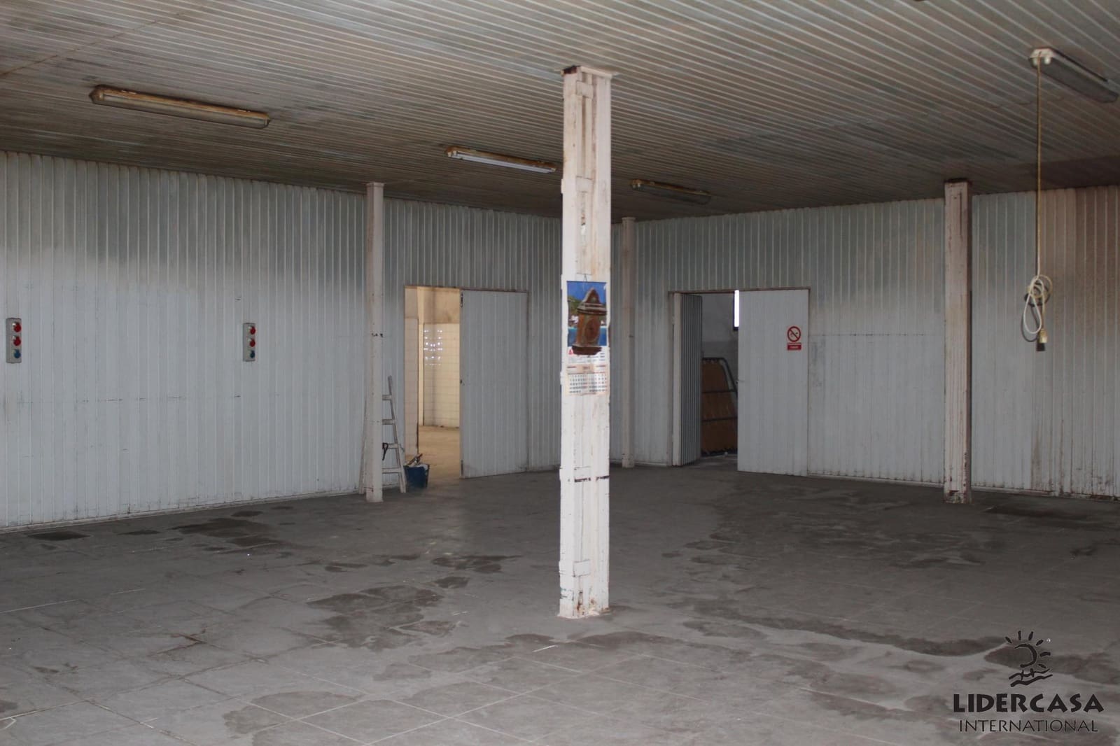 Kommersiell till salu i Murcia stad med garage - 400 000 € (Ref: 9450764)