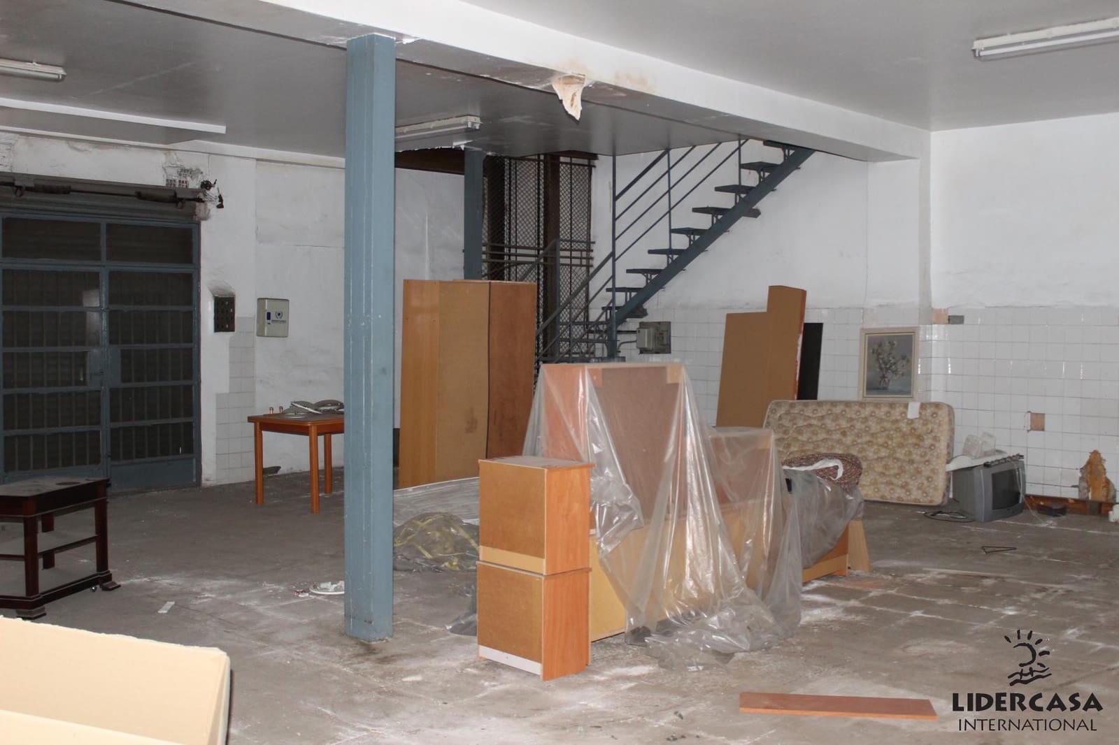 Kommersiell till salu i Murcia stad med garage - 400 000 € (Ref: 9450764)