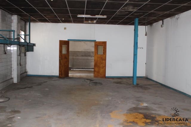 Comercial para venda em Santa María de Gracia, Múrcia cidade com garagem - 400 000 € (Ref: 9450764)