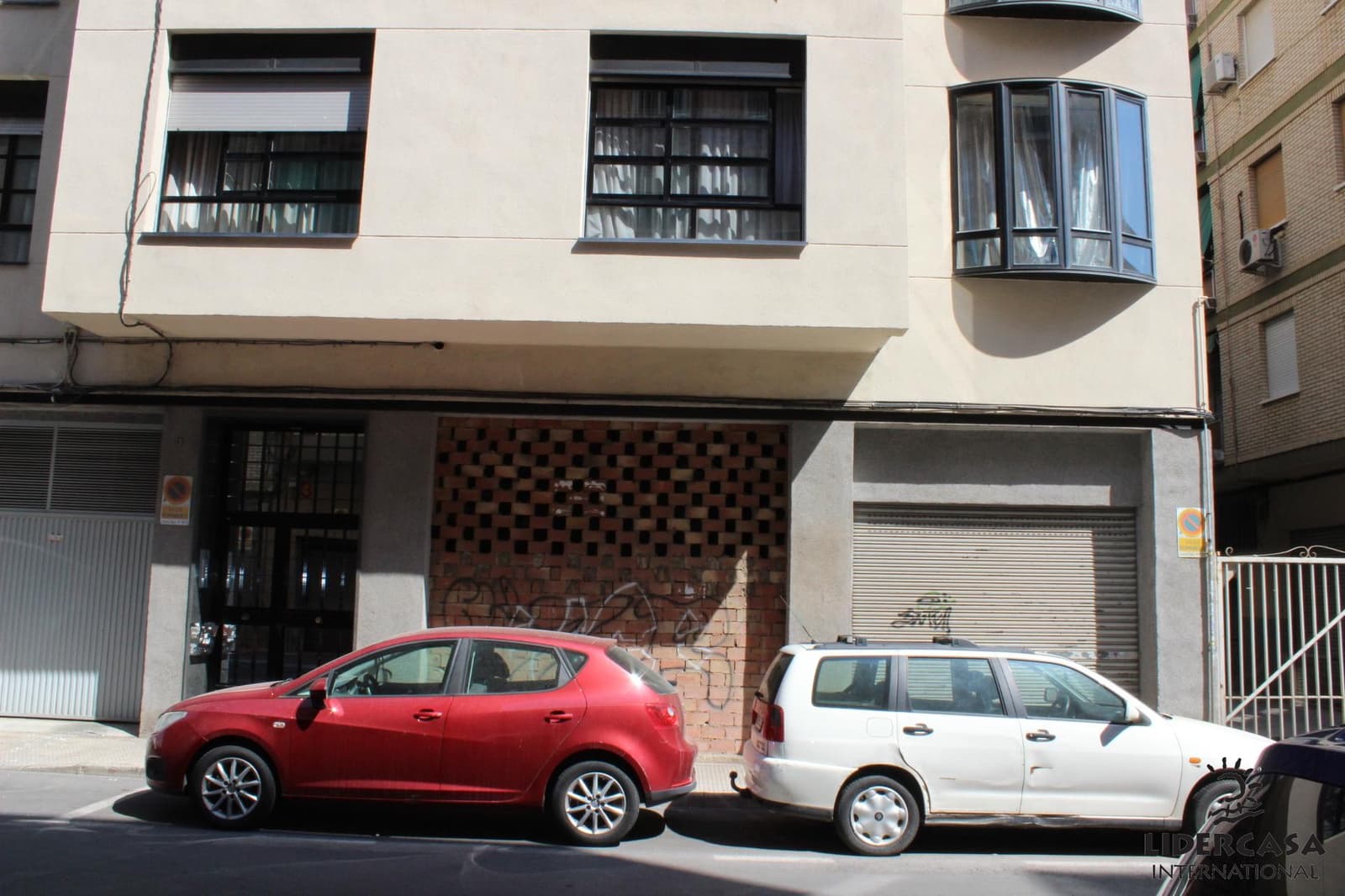 Kommersiell till salu i Murcia stad med garage - 400 000 € (Ref: 9450764)