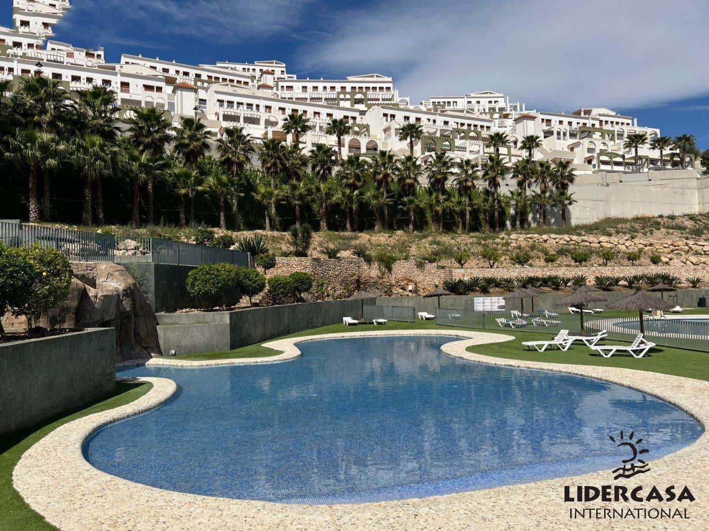 2 bedroom Apartment for sale in Xeresa with pool garage - € 250,000 (Ref: 9450765)