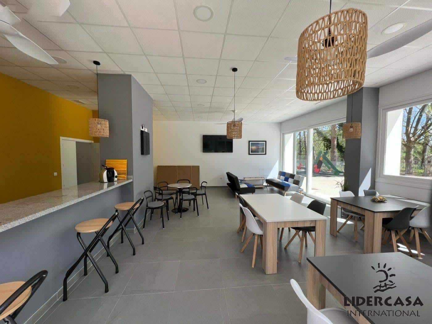 2 bedroom Apartment for sale in Xeresa with pool garage - € 250,000 (Ref: 9450765)