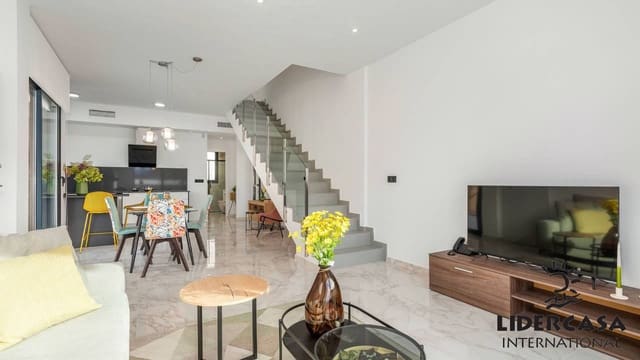 3 soverom Rekkehus til salgs i Benijófar med svømmebasseng garasje - € 350 000 (Ref: 9450771)