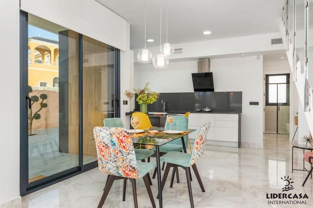 3 soverom Rekkehus til salgs i Benijófar med svømmebasseng garasje - € 350 000 (Ref: 9450771)