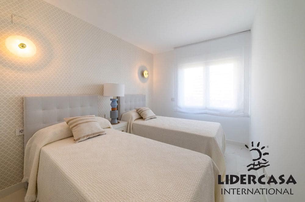 2 soveværelse Lejlighed til salg i Torrevieja med swimmingpool garage - € 574.000 (Ref: 9450772)