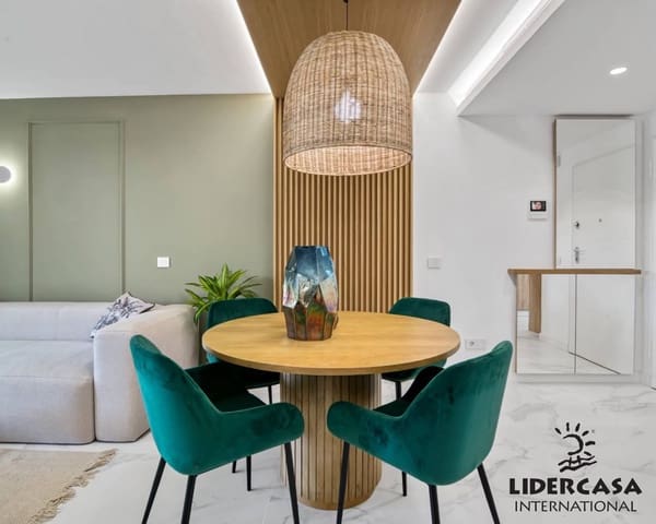 3 makuuhuone Kattohuoneisto myytävänä paikassa Punta Prima, Torrevieja mukana uima-altaan 
autotalli - 339 000 € (Ref: 9450773)