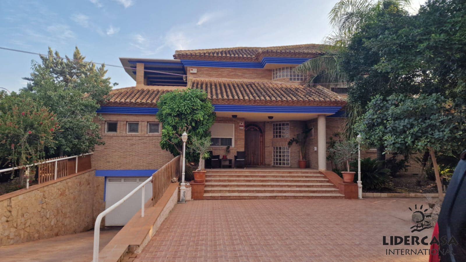 5 soverom Villa til salgs i El Raal med svømmebasseng garasje - € 649 950 (Ref: 9450777)