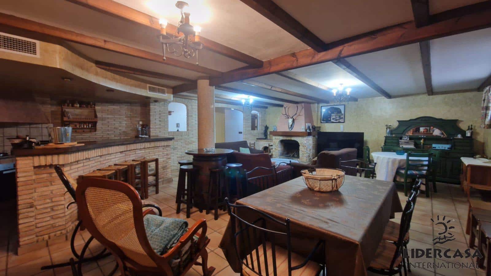 5 soverom Villa til salgs i El Raal med svømmebasseng garasje - € 649 950 (Ref: 9450777)