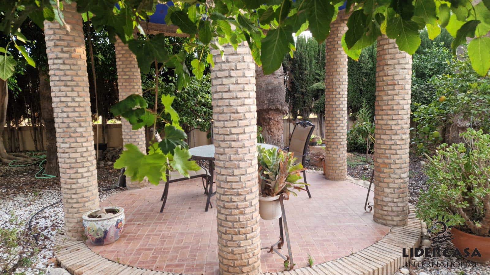 5 soverom Villa til salgs i El Raal med svømmebasseng garasje - € 649 950 (Ref: 9450777)