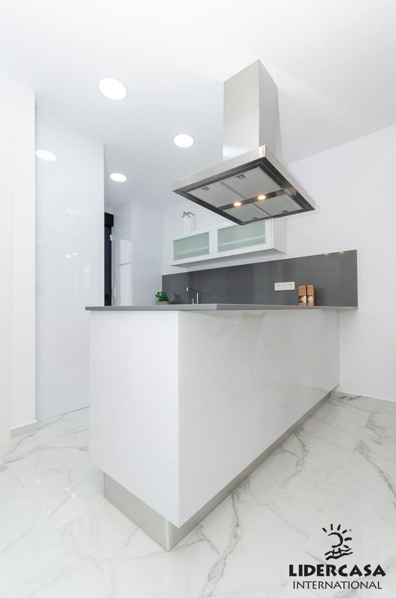 3 bedroom Semi-detached Villa for sale in Torrevieja with pool garage - € 385,000 (Ref: 9450781)