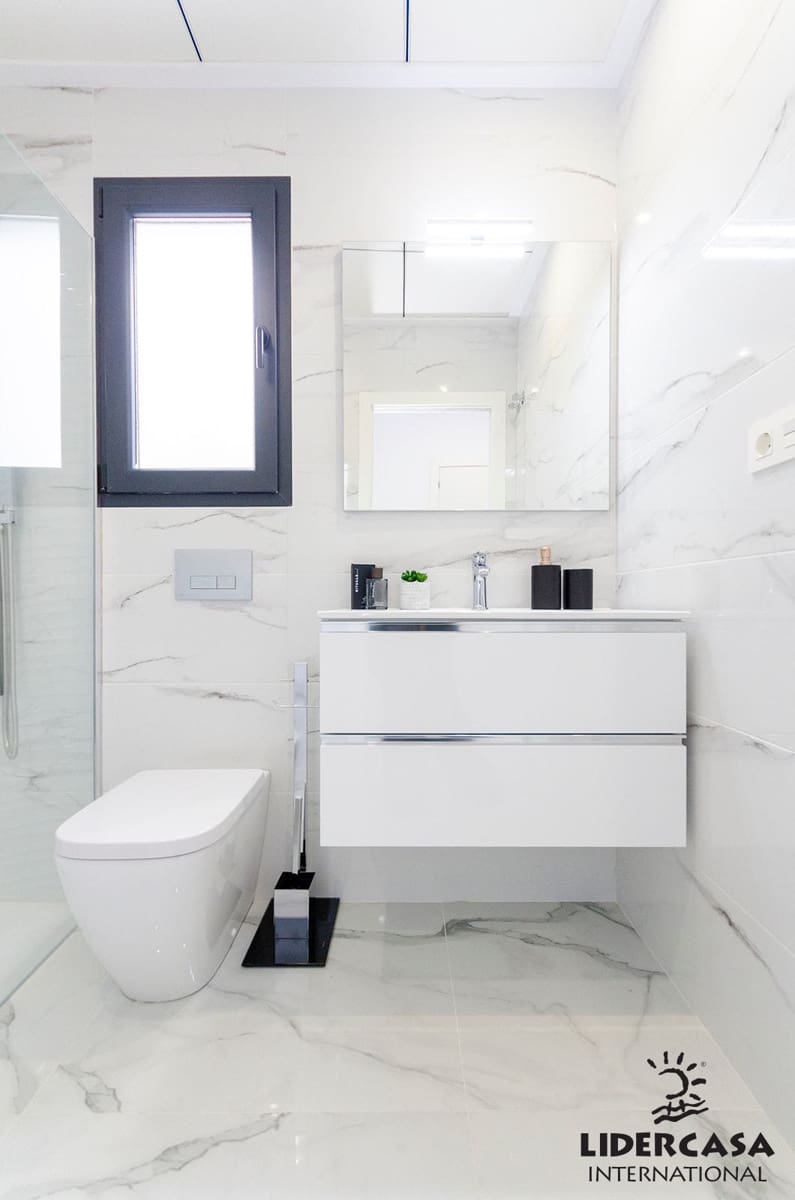 3 bedroom Semi-detached Villa for sale in Torrevieja with pool garage - € 385,000 (Ref: 9450781)