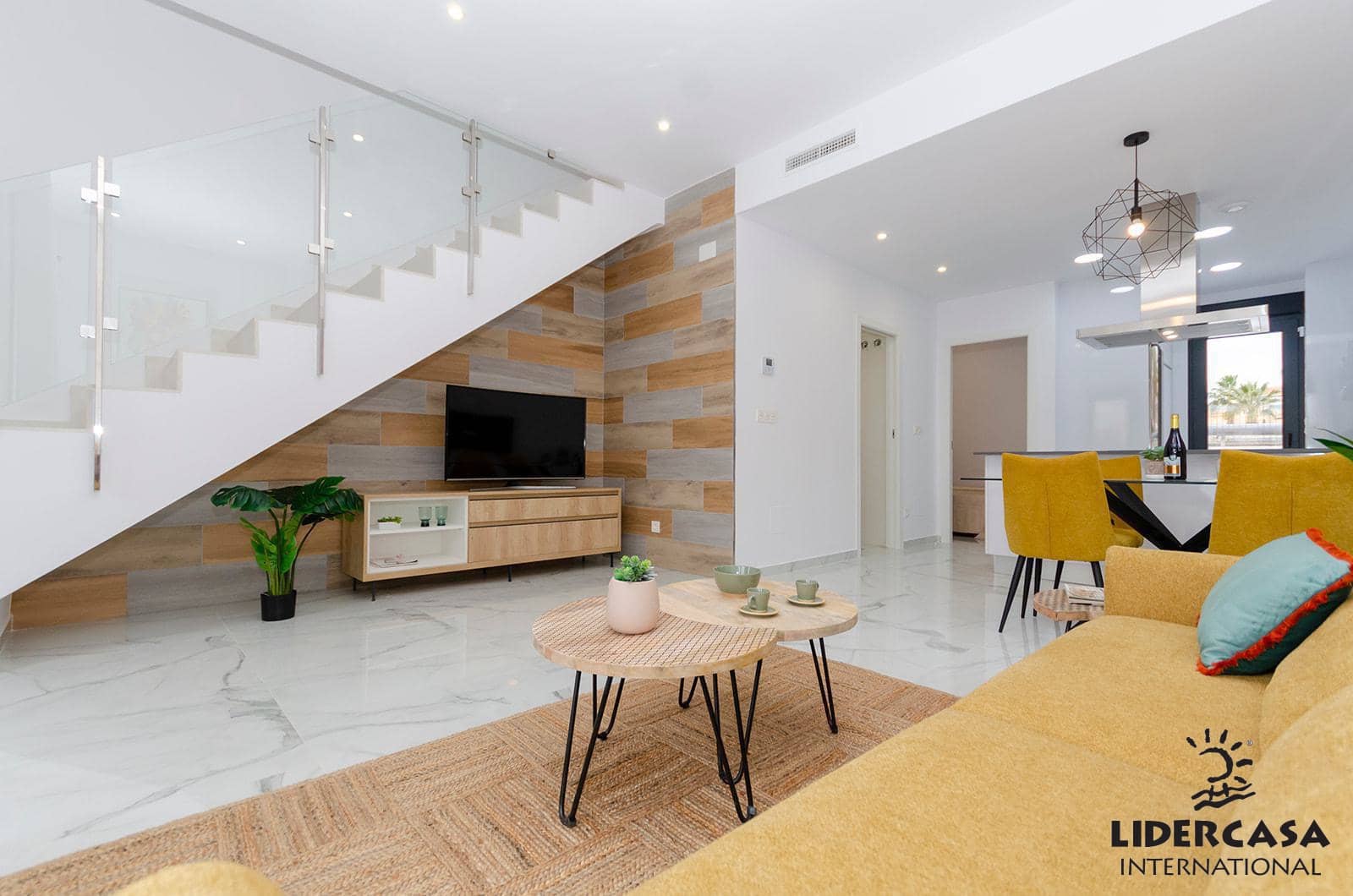 3 bedroom Semi-detached Villa for sale in Torrevieja with pool garage - € 385,000 (Ref: 9450781)