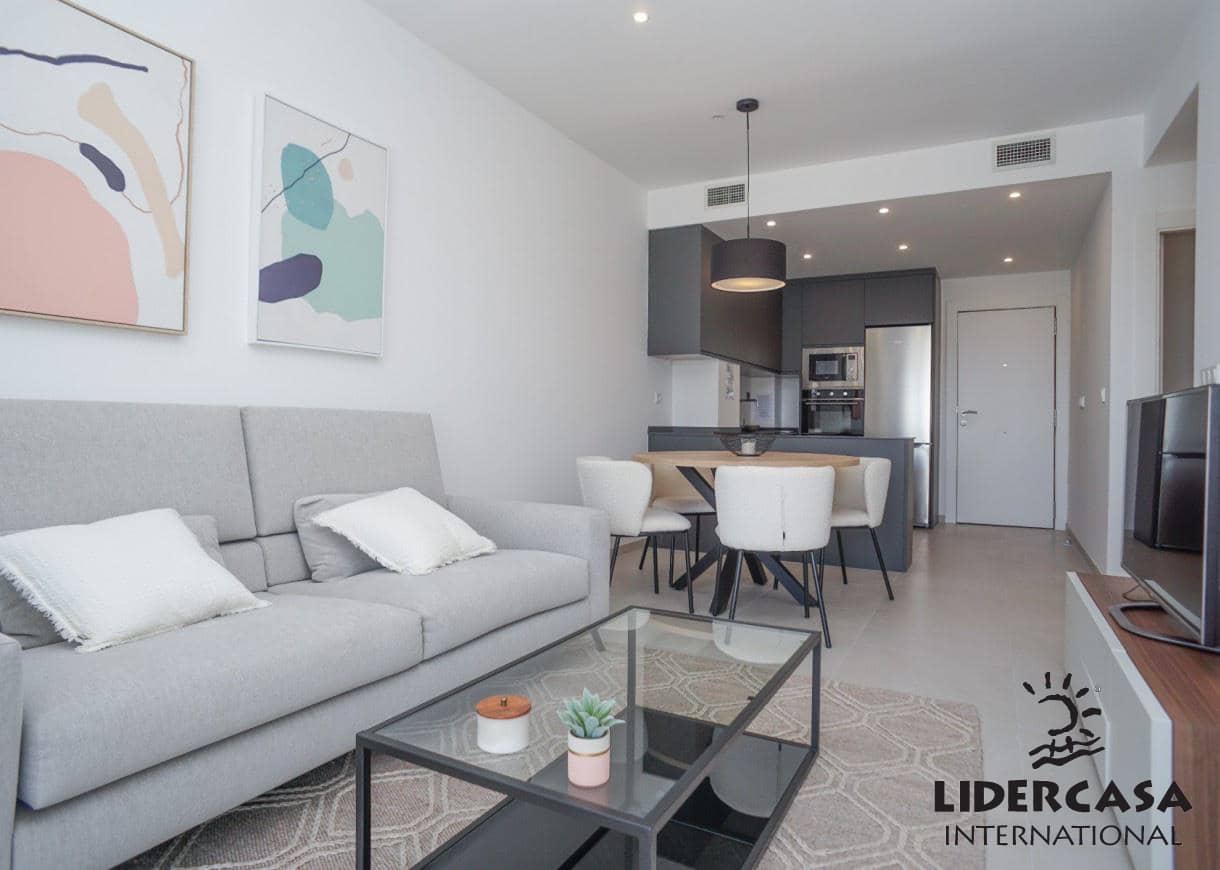 2 quarto Apartamento para venda em Torrevieja com piscina - 285 000 € (Ref: 9450782)