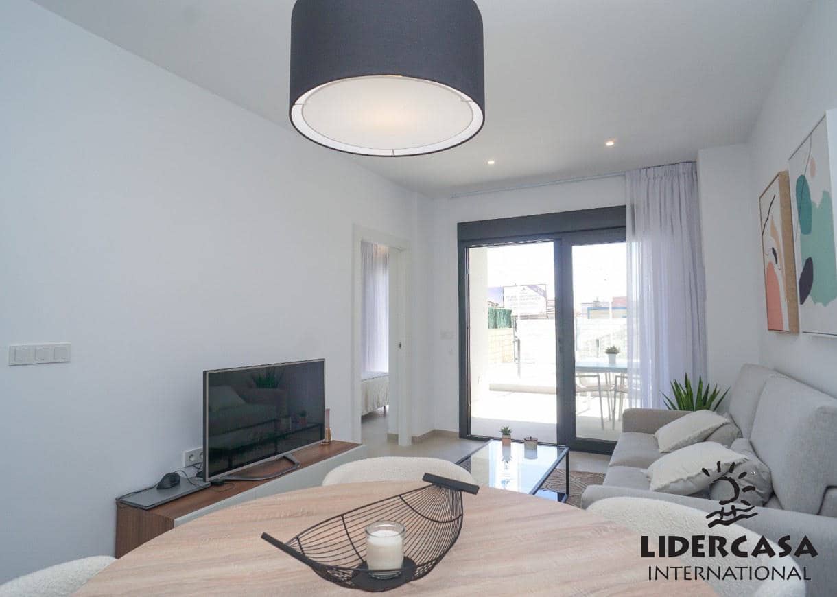 2 quarto Apartamento para venda em Torrevieja com piscina - 285 000 € (Ref: 9450782)