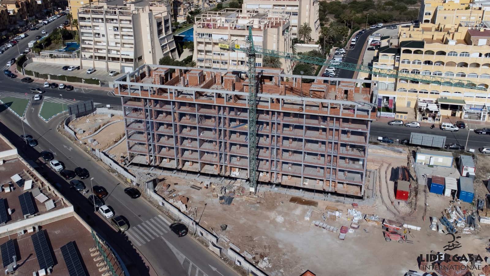 2 quarto Apartamento para venda em Torrevieja com piscina - 285 000 € (Ref: 9450782)