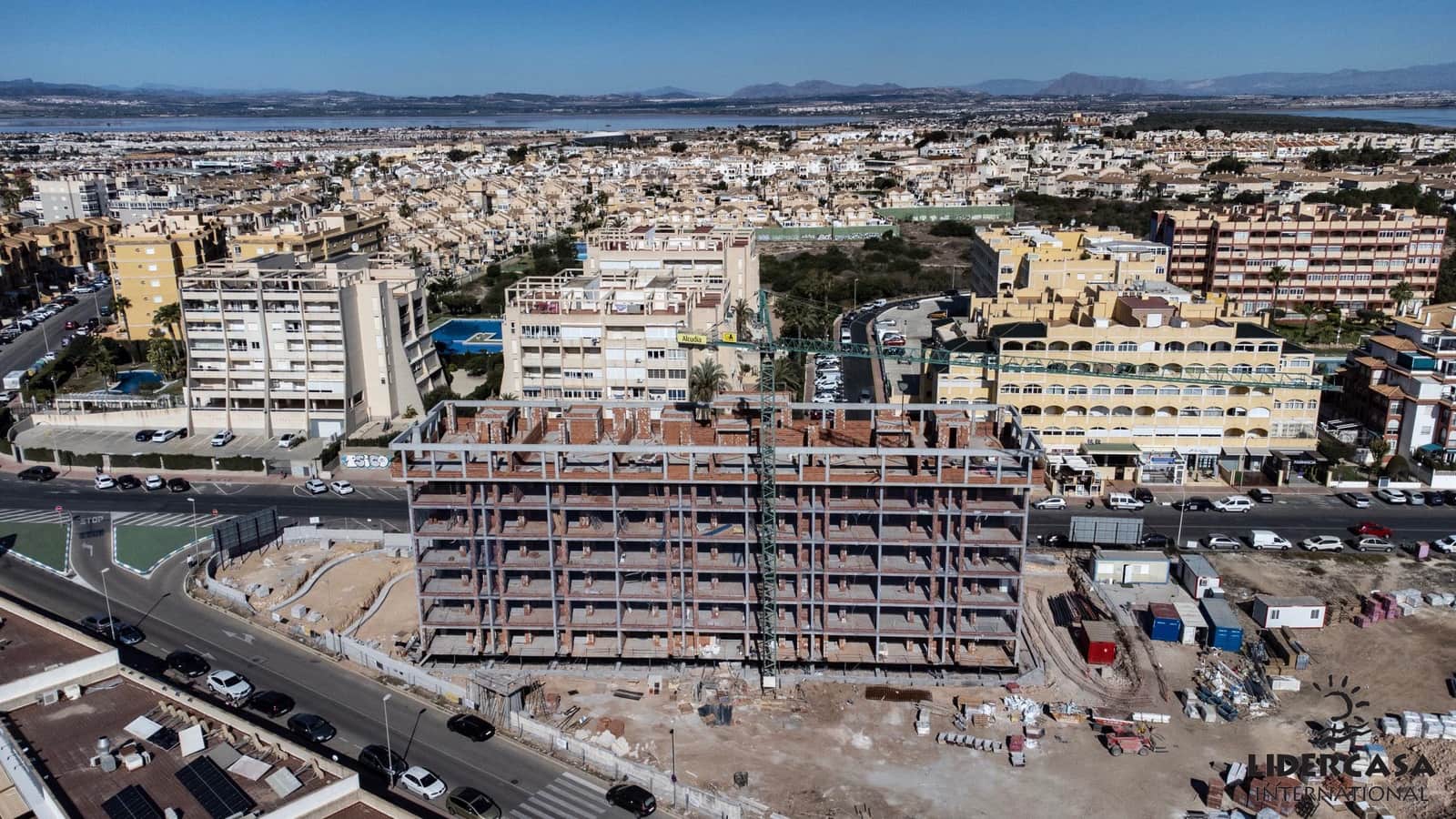 2 quarto Apartamento para venda em Torrevieja com piscina - 285 000 € (Ref: 9450782)