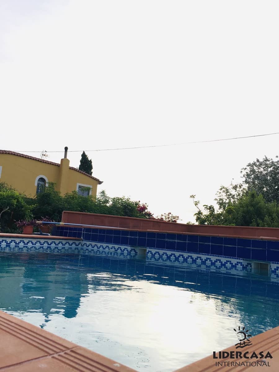 Chalet de 5 habitaciones en Fuente Alamo de Murcia en venta con garaje - 260.000 € (Ref: 9450788)