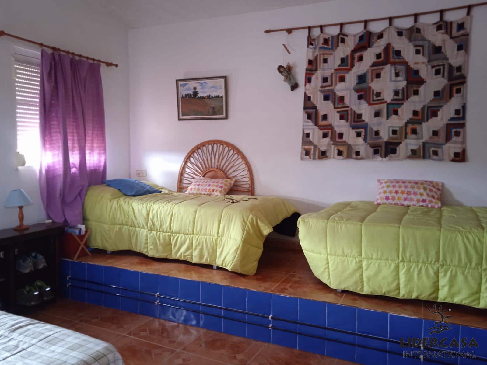 Chalet de 5 habitaciones en Fuente Alamo de Murcia en venta con garaje - 260.000 € (Ref: 9450788)