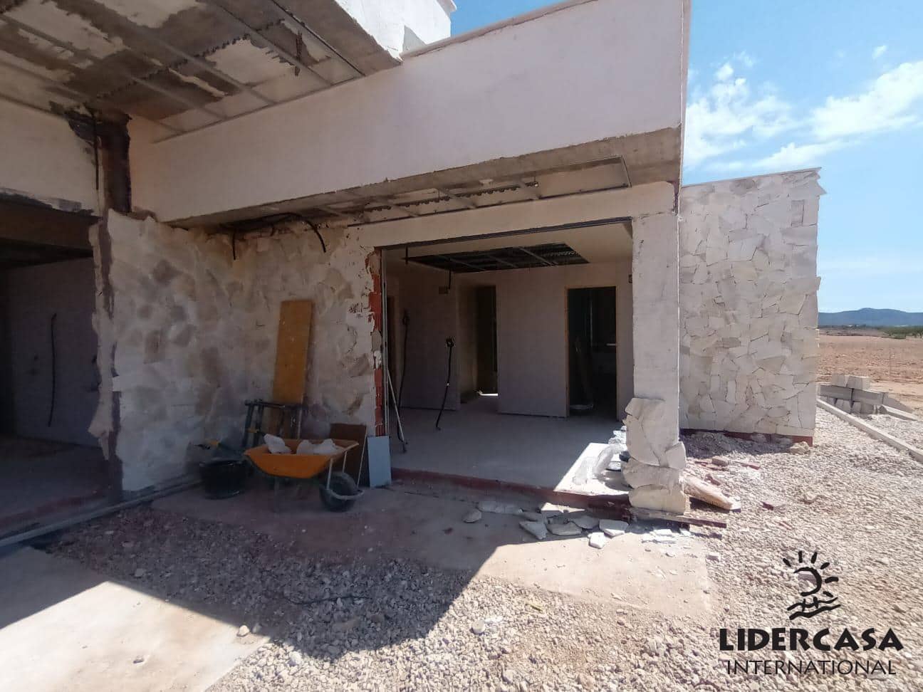 4 quarto Moradia para venda em Pinoso com piscina garagem - 598 000 € (Ref: 9450790)