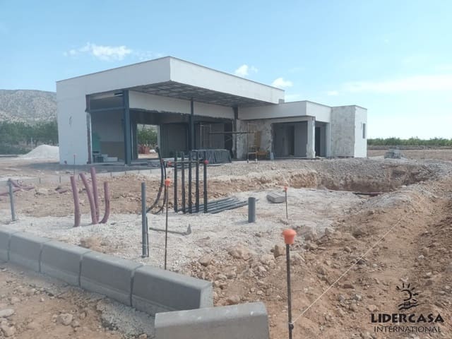 4 quarto Moradia para venda em Pinoso com piscina garagem - 598 000 € (Ref: 9450790)