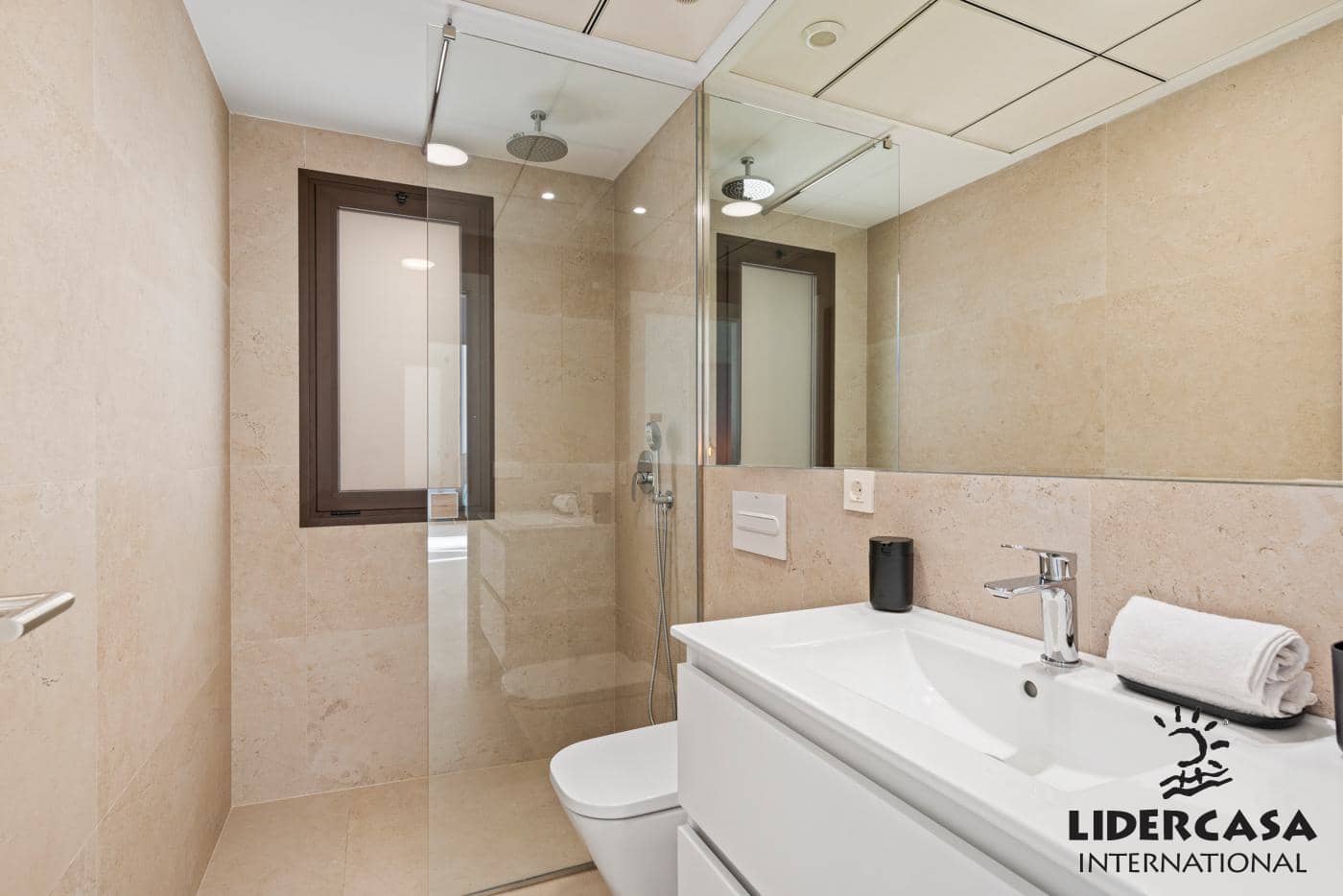 3 sovrum Radhus till salu i Los Alcazares med pool garage - 509 000 € (Ref: 9450794)