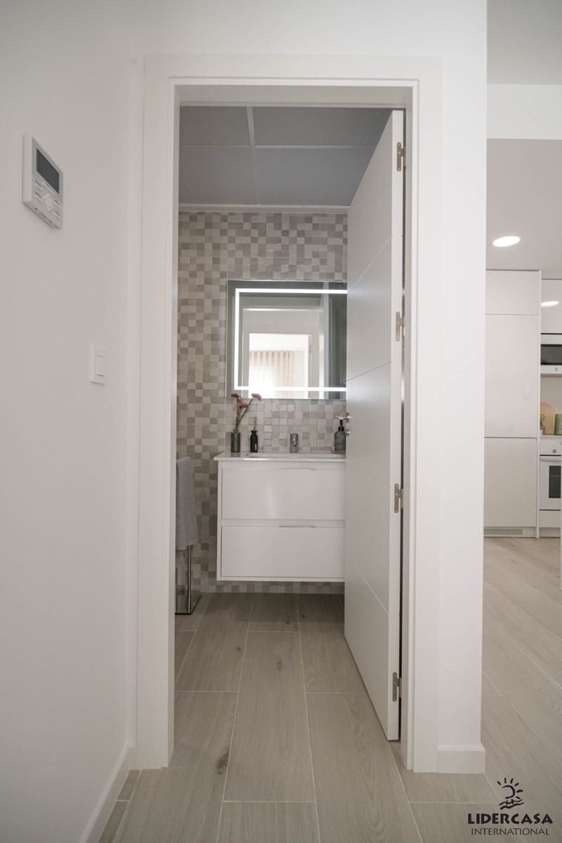 3 makuuhuone Rivitalo myytävänä paikassa Avileses mukana uima-altaan 
autotalli - 269 000 € (Ref: 9450795)