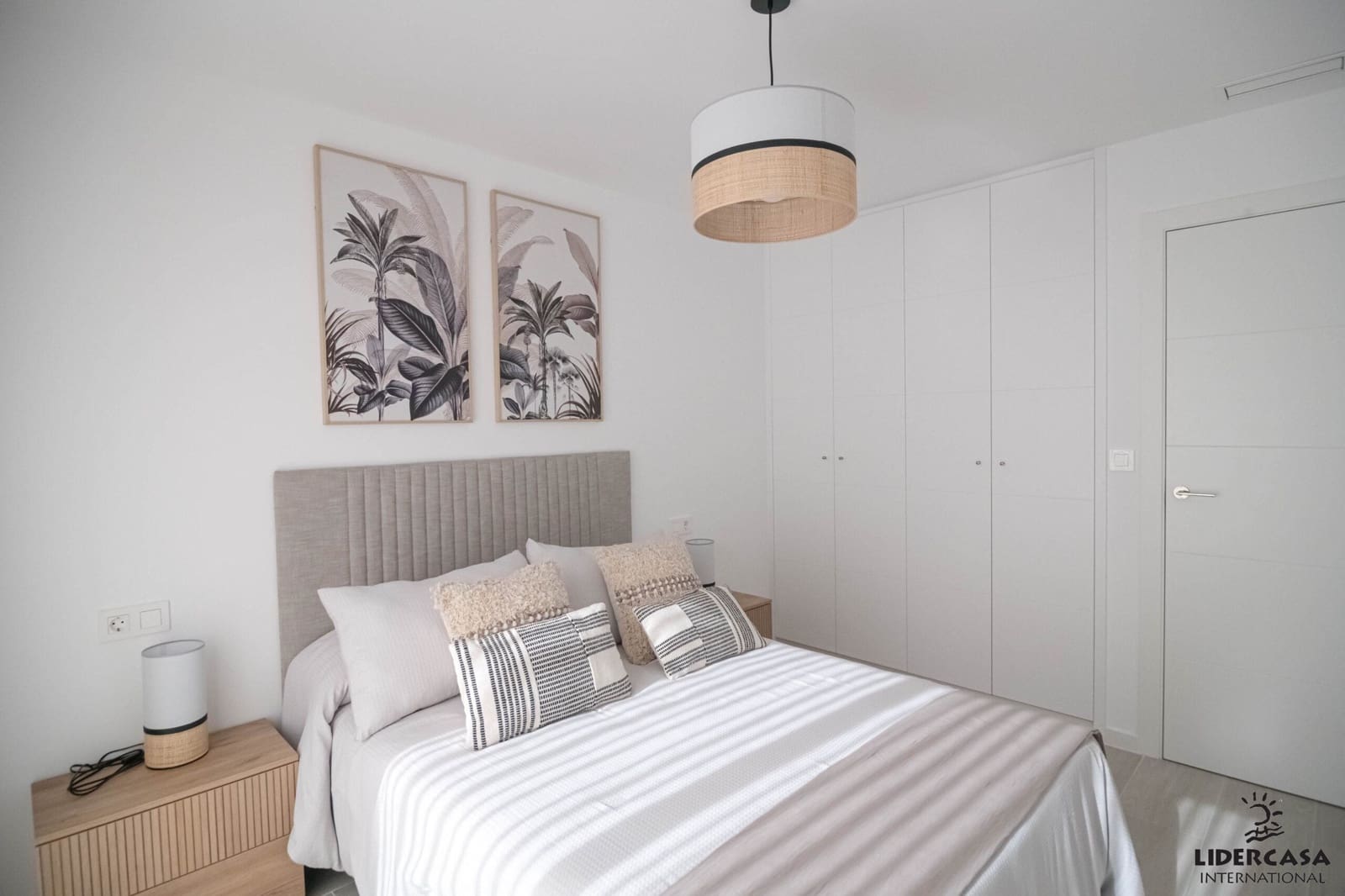 3 makuuhuone Rivitalo myytävänä paikassa Avileses mukana uima-altaan 
autotalli - 269 000 € (Ref: 9450795)