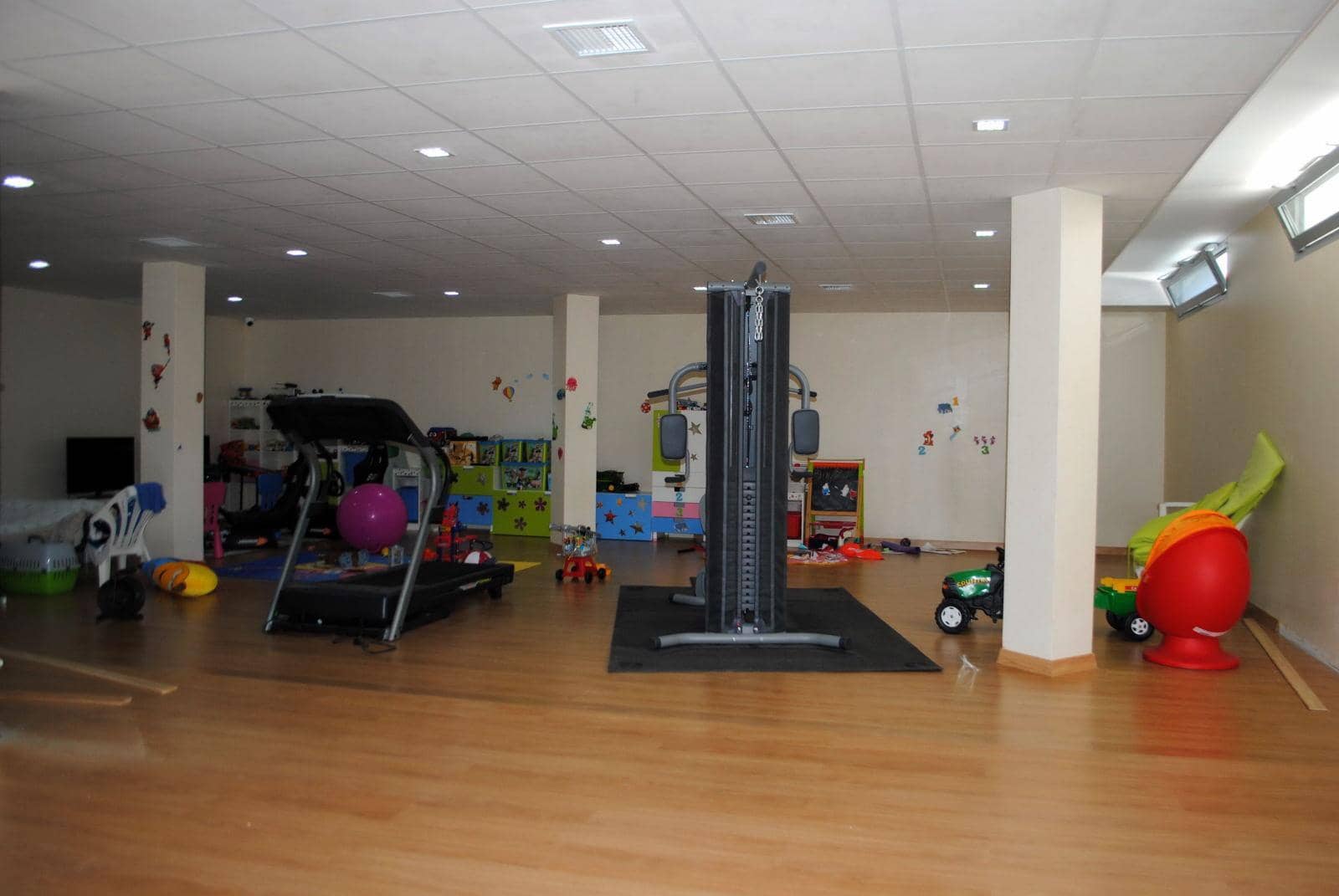 Chalet de 8 habitaciones en Orihuela en venta con piscina garaje - 1.400.000 € (Ref: 9450797)