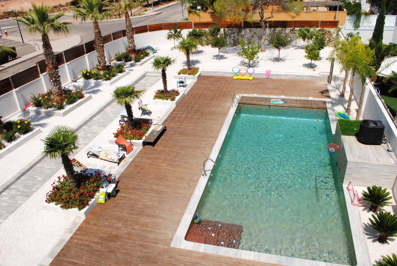 Chalet de 8 habitaciones en Orihuela en venta con piscina garaje - 1.400.000 € (Ref: 9450797)