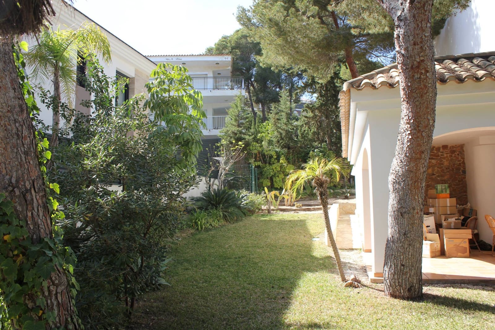 5 makuuhuone Huvila myytävänä paikassa Dehesa de Campoamor mukana uima-altaan 
autotalli - 1 100 000 € (Ref: 9450798)