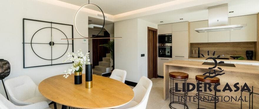 3 soverom Leilighet til salgs i Marbella med svømmebasseng garasje - € 950 000 (Ref: 9450800)