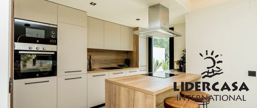 3 soverom Leilighet til salgs i Marbella med svømmebasseng garasje - € 950 000 (Ref: 9450800)