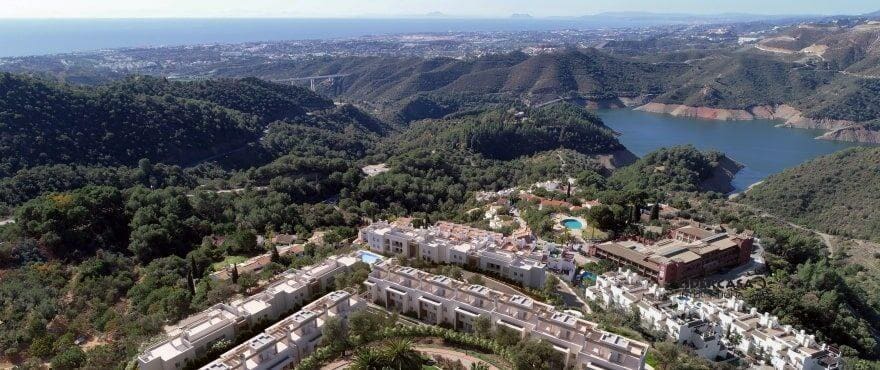 Apartamento de 3 habitaciones en Istán en venta con piscina garaje - 620.000 € (Ref: 9450801)