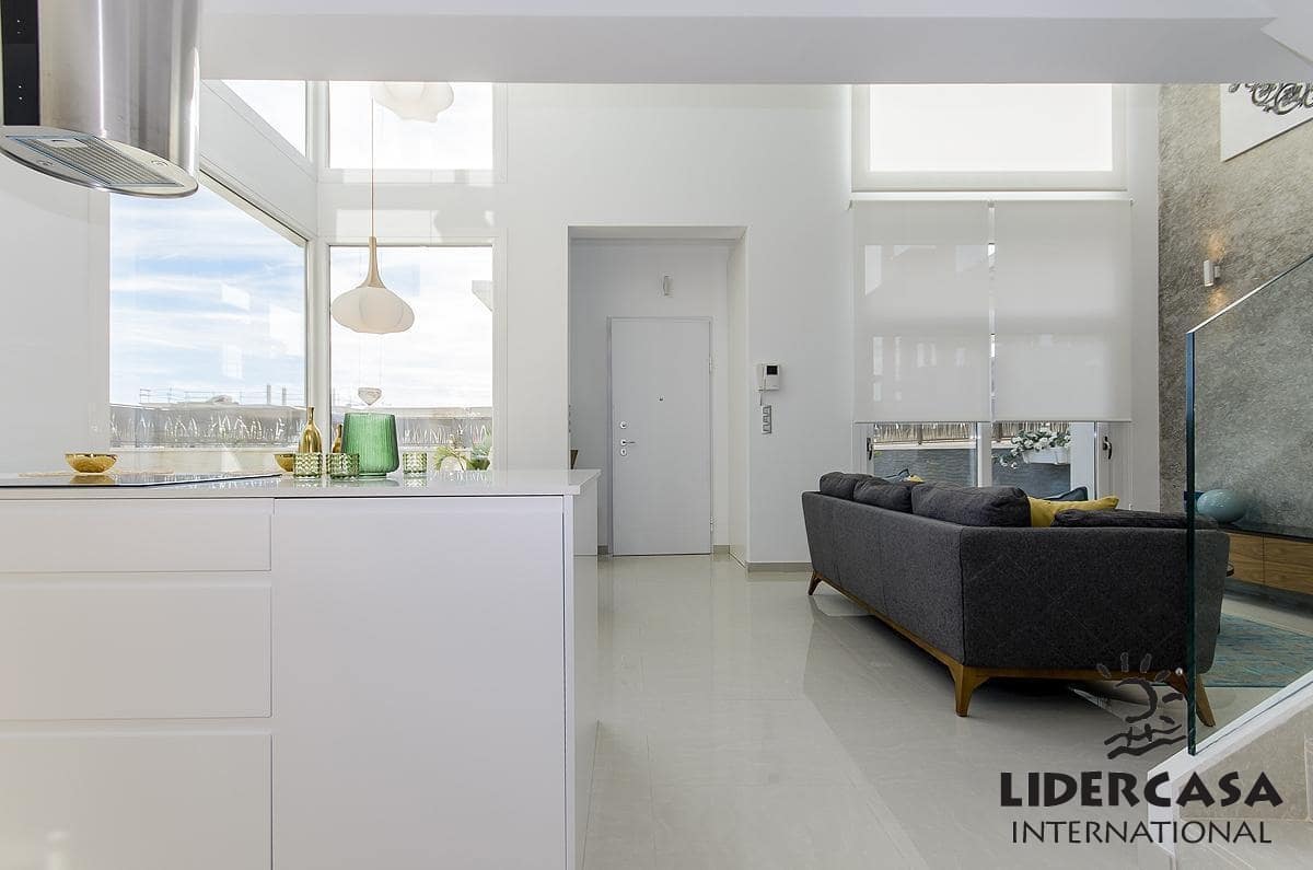 3 soverom Kjedet enebolig til salgs i Vera med svømmebasseng garasje - € 375 000 (Ref: 9450803)