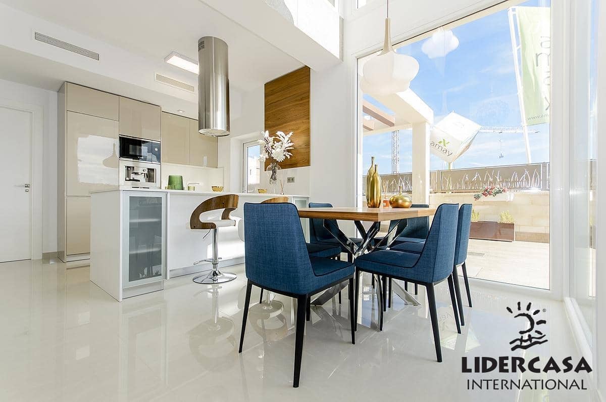 3 soverom Kjedet enebolig til salgs i Vera med svømmebasseng garasje - € 375 000 (Ref: 9450803)