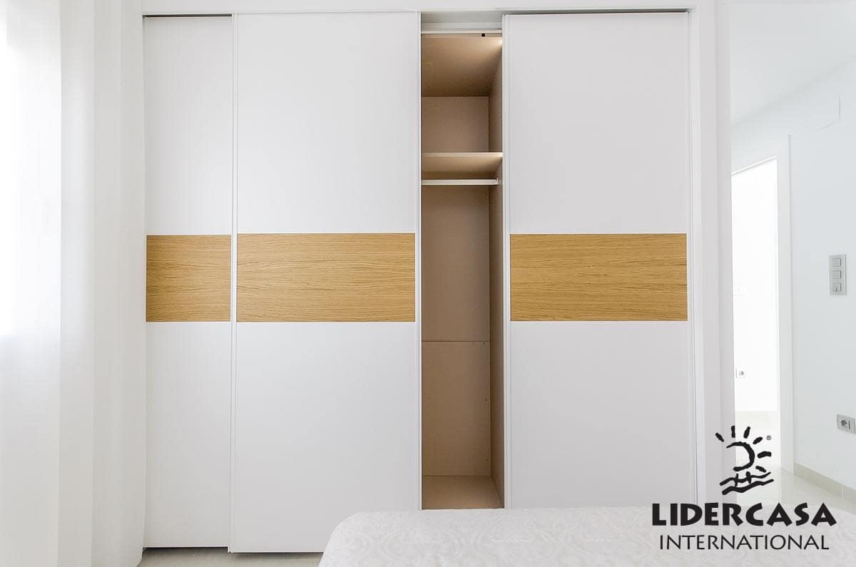 3 soverom Kjedet enebolig til salgs i Vera med svømmebasseng garasje - € 375 000 (Ref: 9450803)