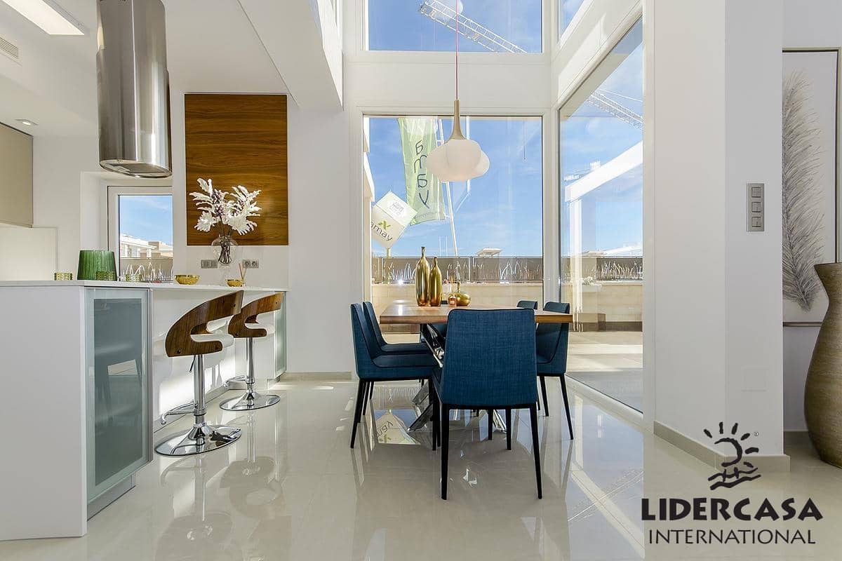 3 soverom Kjedet enebolig til salgs i Vera med svømmebasseng garasje - € 375 000 (Ref: 9450803)