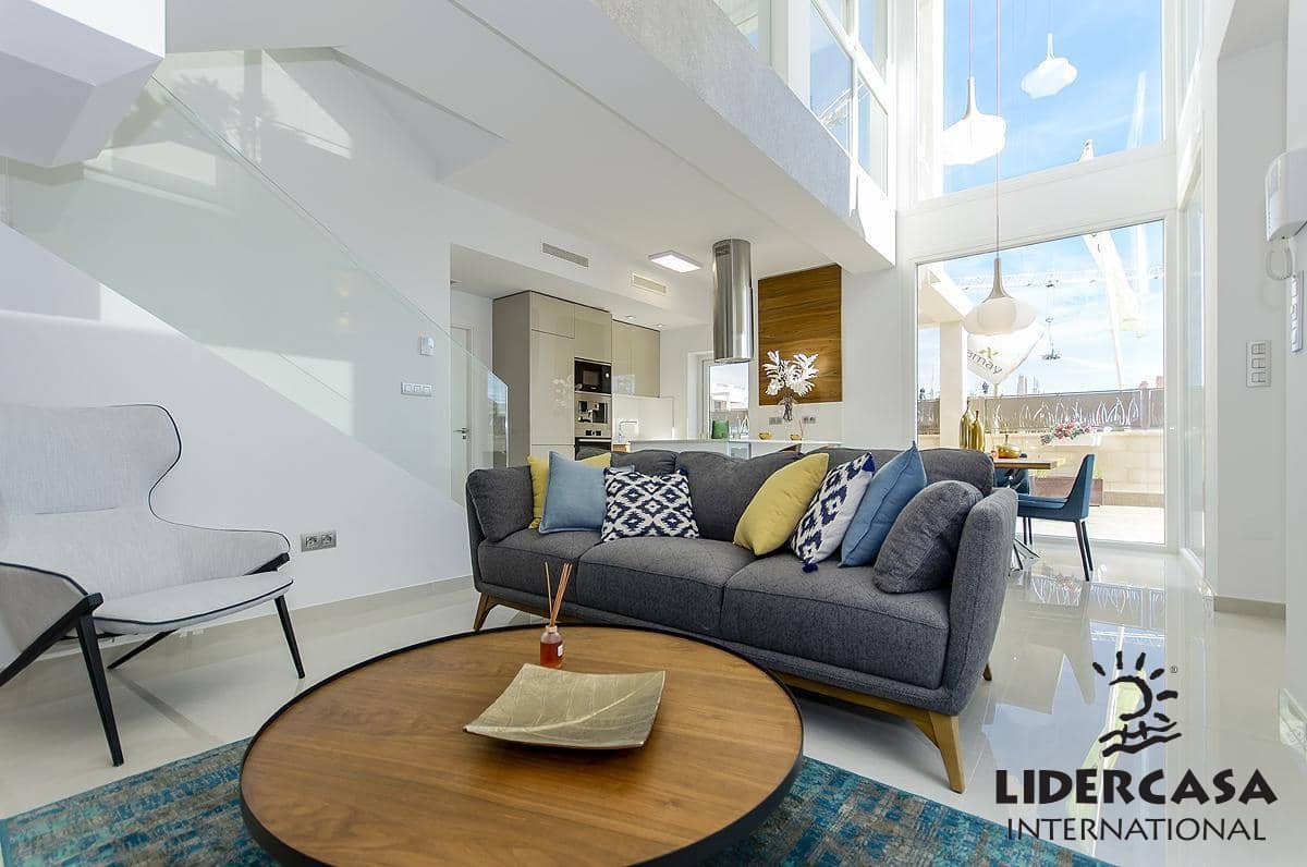 3 soverom Kjedet enebolig til salgs i Vera med svømmebasseng garasje - € 375 000 (Ref: 9450803)