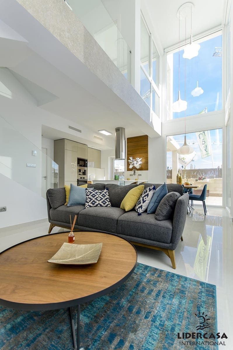 3 soverom Kjedet enebolig til salgs i Vera med svømmebasseng garasje - € 375 000 (Ref: 9450803)